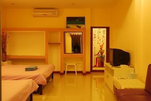 Baan Im Em Hotel Pattaya Bagian luar foto
